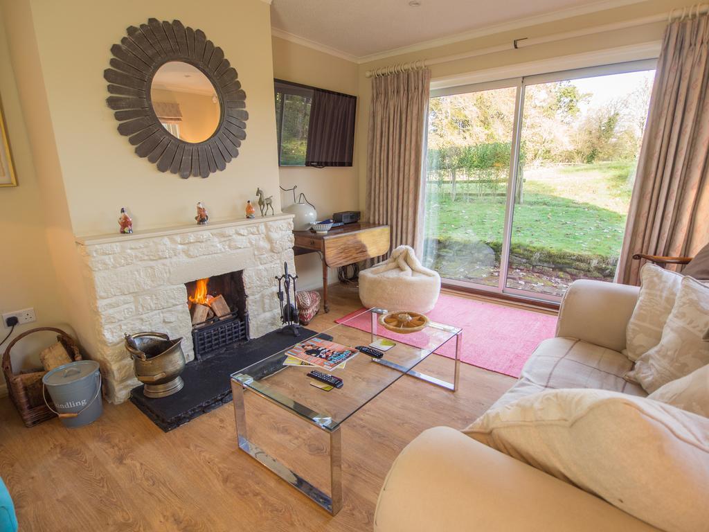 Yew Tree Cottage Maidford Exterior photo